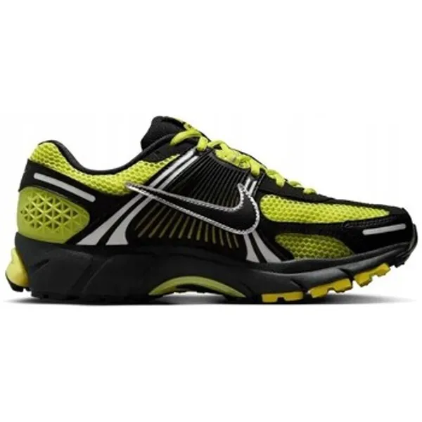Nike Lage Sneakers Geel, vergelijk prijzen bij 1 winkel