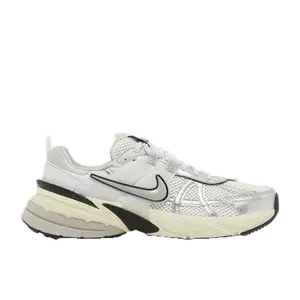 Nike V2K Run zilver