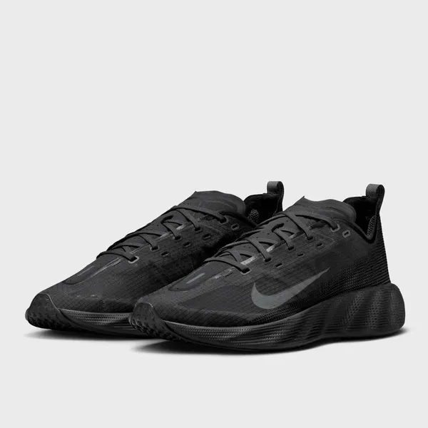 Nike Ava Zwart, foto 3 van 3
