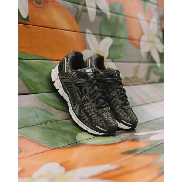 Nike Zoom Vomero 5 Sequoia, vergelijk prijzen bij 1 winkel