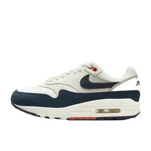 Nike Air Max 1 beige
