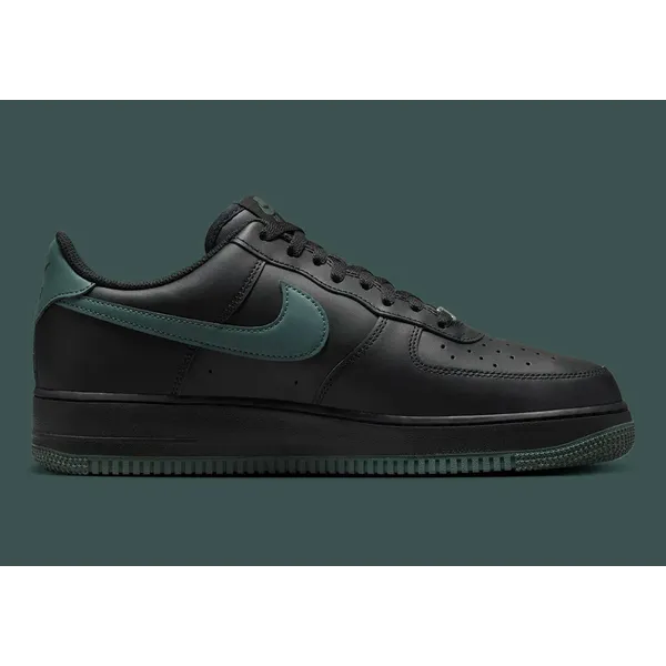 Nike Air Force 1 '07 Zwart/Groen, vergelijk prijzen bij 1 winkel