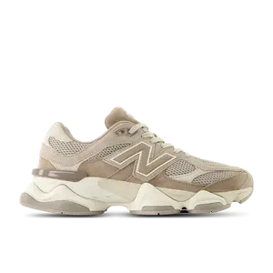 New Balance 9060 bruin