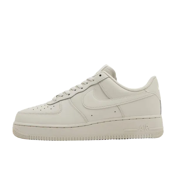 Nike Air Force 1 '07 Bruin, vergelijk prijzen bij 2 winkels
