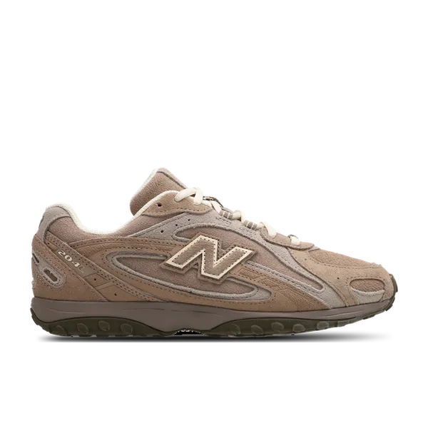 New Balance 204L Bruin Suède, vergelijk prijzen bij 4 winkels