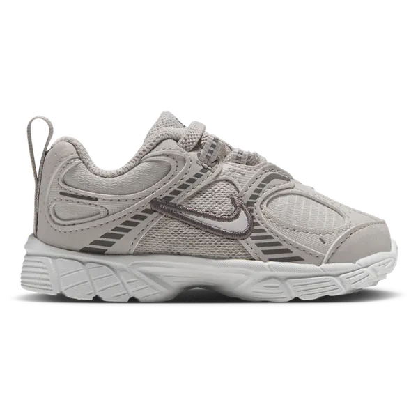 Nike V5 RNR Bruin Kids, vergelijk prijzen bij 1 winkel