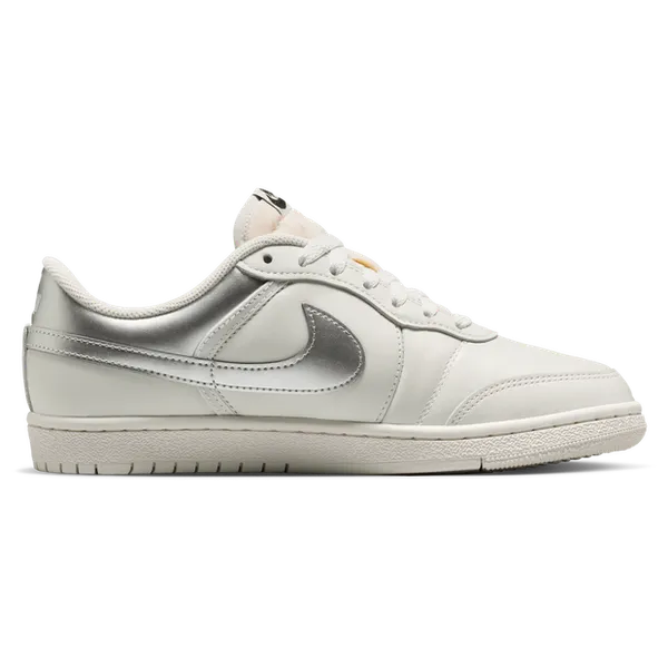 Jordan Air Skyline Low Grijs, vergelijk prijzen bij 1 winkel