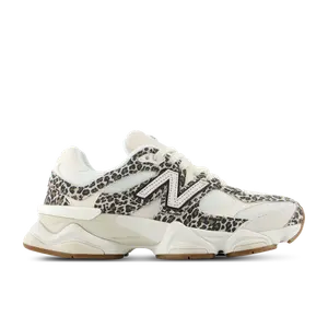 New Balance 9060 beige