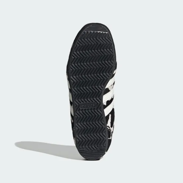 adidas Japan, foto 4 van 5