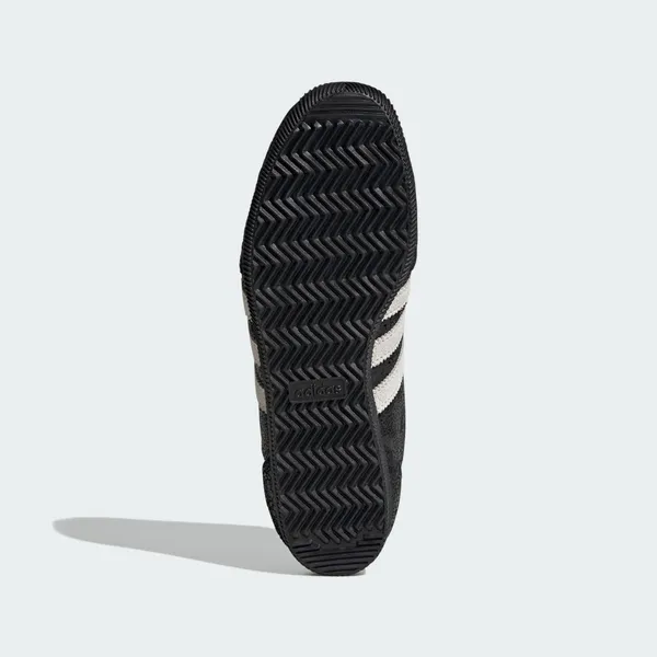 adidas Japan, foto 3 van 4