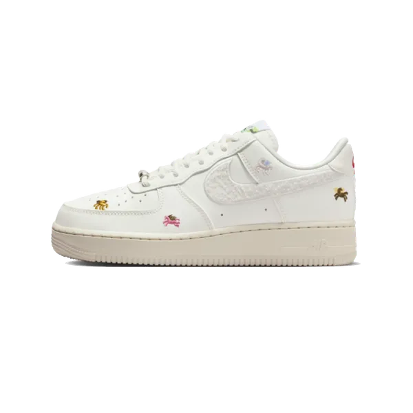 Nike Air Force 1 07 Year of the Horse, vergelijk prijzen bij 1 winkel