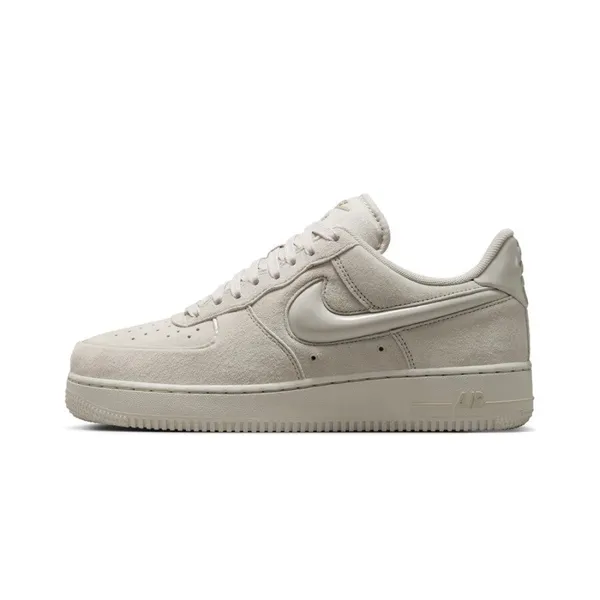 Nike Air Force 1 Low '07 Light Orewood Brown, vergelijk prijzen bij 1 winkel