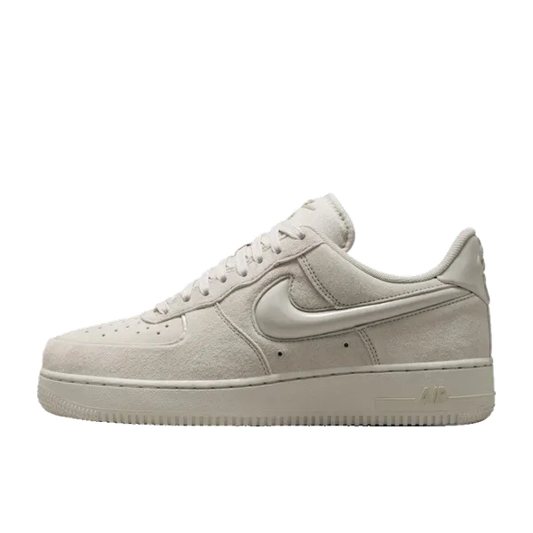 Nike Air Force 1 Low '07 Light Orewood Brown, vergelijk prijzen bij 1 winkel