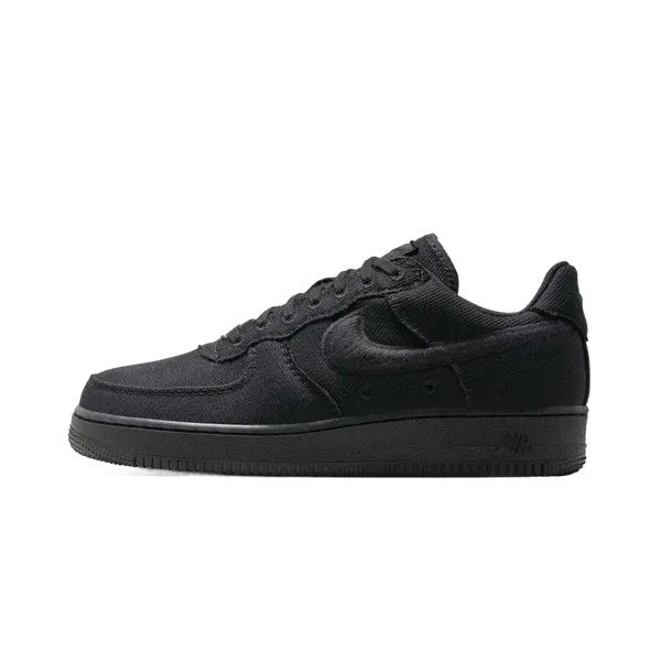 Nike Air Force 1 Low Triple Black Canvas, foto 2 van 2