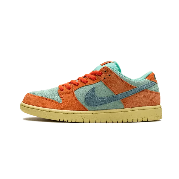 Nike SB Dunk Low Orange Emerald Rise, vergelijk prijzen bij 2 winkels