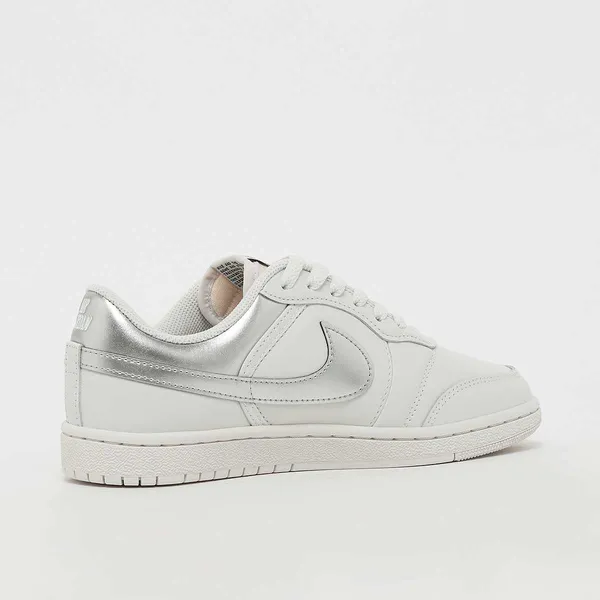 Air Jordan Skyline Low Wit, foto 3 van 3