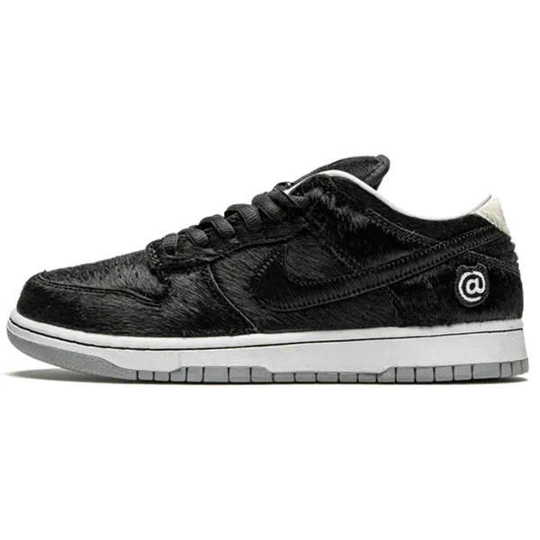 Nike SB Dunk Low Elite Medicom Bearbrick Black/White-Medium Grey-Black, vergelijk prijzen bij 1 winkel