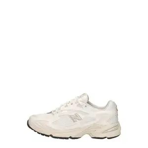 New Balance 725 beige