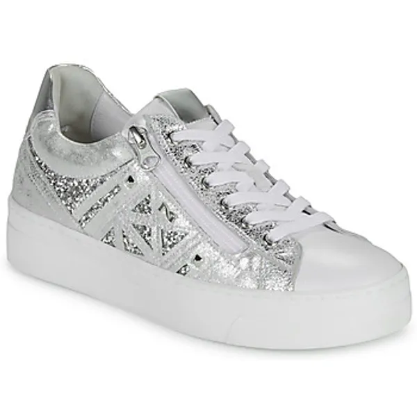 NeroGiardini Lage Sneakers Zilver, vergelijk prijzen bij 1 winkel