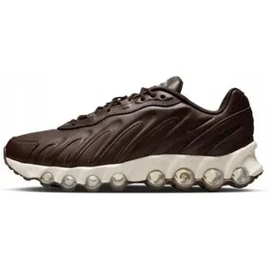 Nike Air Max Dn8 bruin