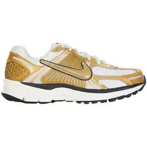 Nike Vomero 5 goud