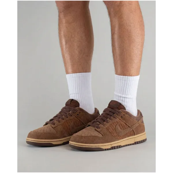Nike Dunk Low PRM Bruin, foto 2 van 6