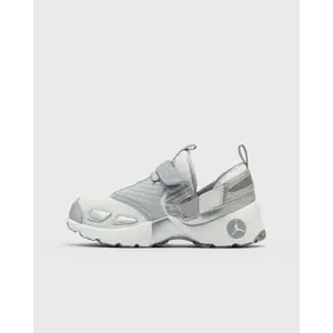 Jordan Wmns Trunner Lx grijs