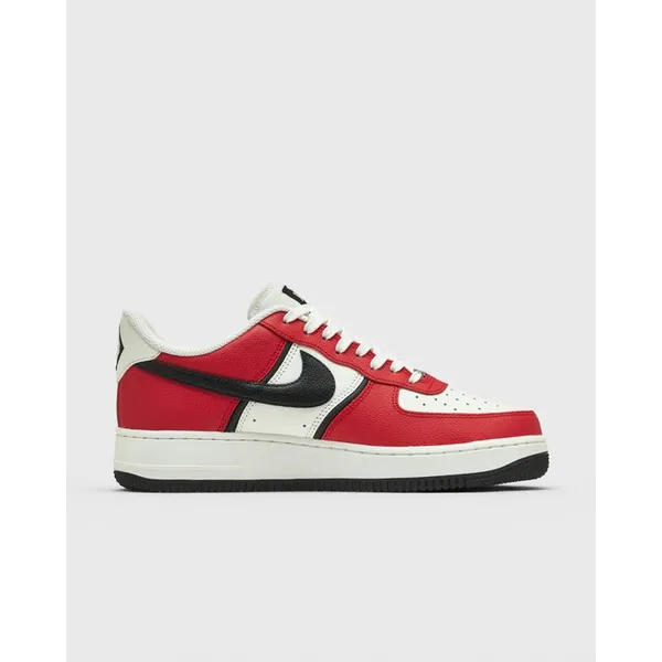 Nike Air Force 1 '07 LV8 Rood/Wit, foto 4 van 5