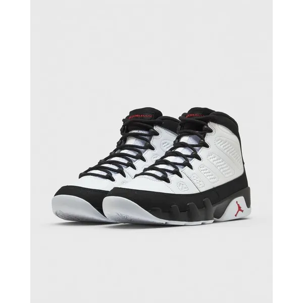 Air Jordan 9 Retro, foto 3 van 5