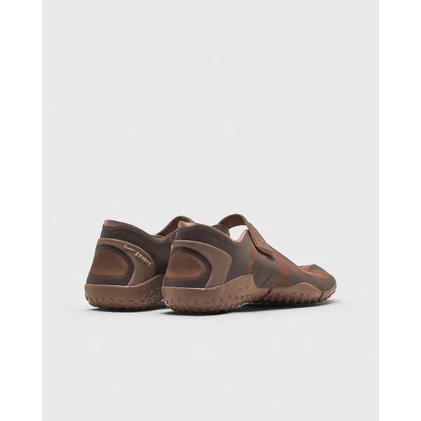 Nike X Skims Rift Mesh Bruin, foto 5 van 6