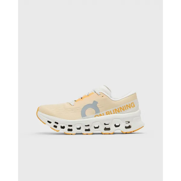 On Cloudmonster 3 Oranje, vergelijk prijzen bij 1 winkel