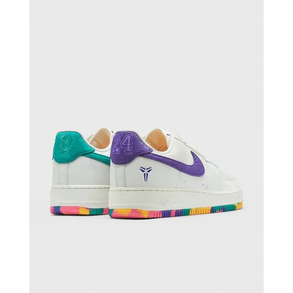 Nike Kobe Air Force 1 Low Wit, foto 5 van 5
