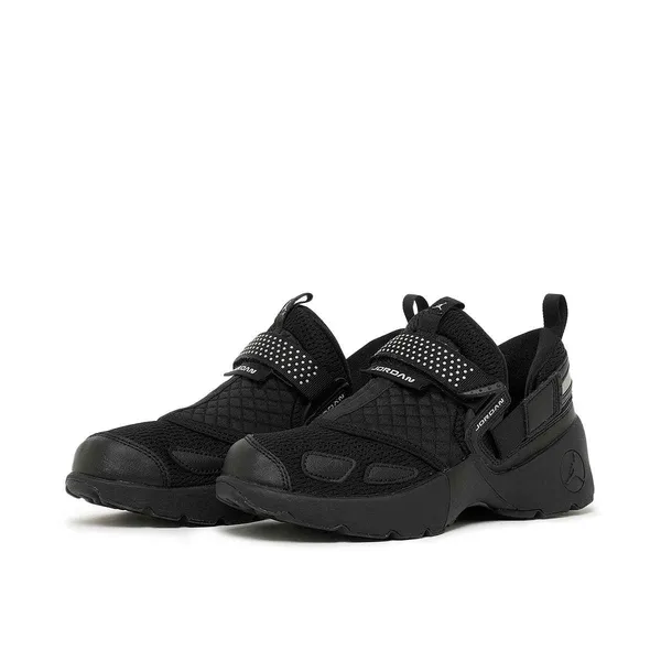 Jordan Trunner LX Zwart, vergelijk prijzen bij 1 winkel