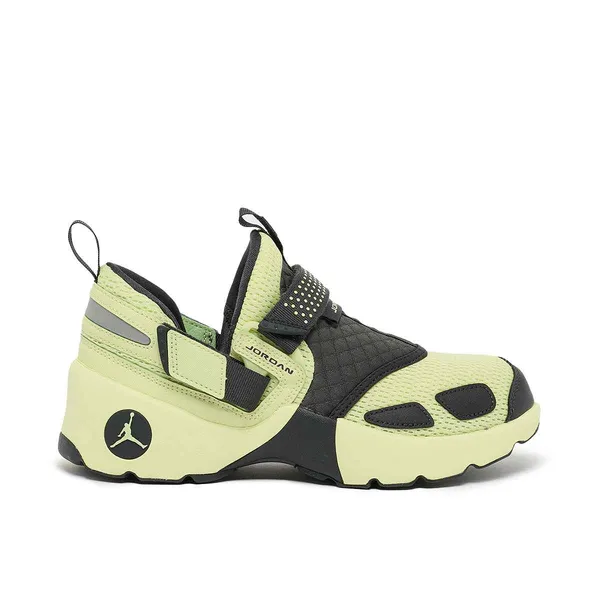 Jordan Trunner LX Luminous Geel, foto 2 van 4