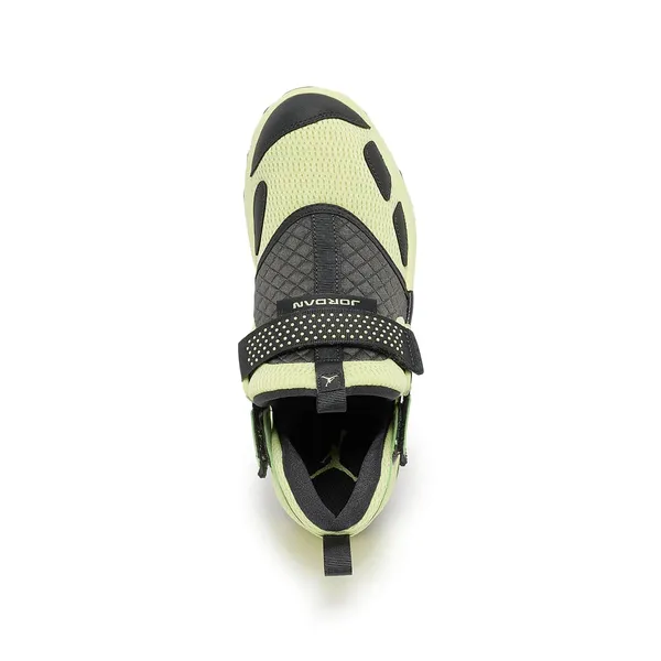 Jordan Trunner LX Luminous Geel, foto 4 van 4