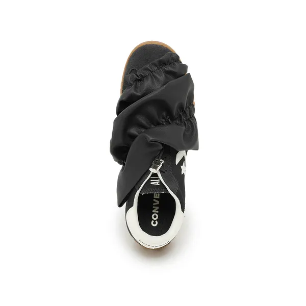 Converse Run Star Trainer Ruffle Zwart, foto 4 van 4