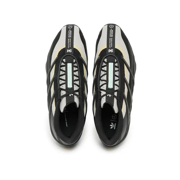 adidas x Bad Bunny Mercedes Adiracer GT Zwart, foto 4 van 4