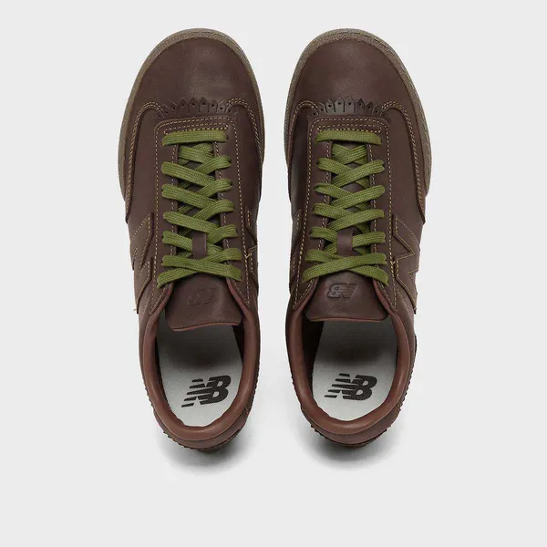 New Balance UGTRS5HP Bruin, foto 4 van 4