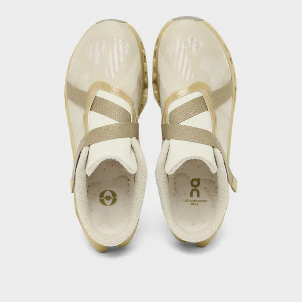 On x FKA Twigs Cloudmonster 3 Mule Beige, foto 4 van 4