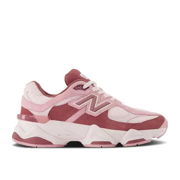 New Balance 9060 Pink Granite Washed Burgundy (GS), vergelijk prijzen bij 1 winkel