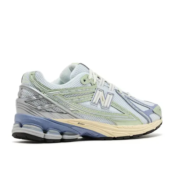 New Balance 1906R Ice Blue Melon Water, foto 4 van 5