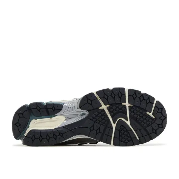 New Balance 1906R Granite Metallic Pink, foto 5 van 5