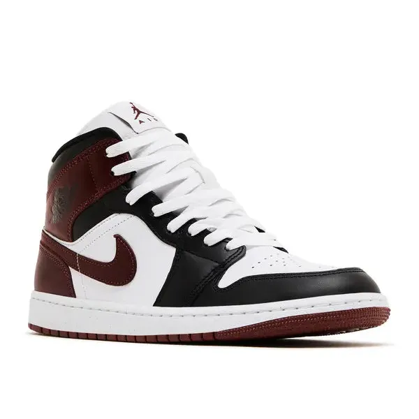 Jordan 1 Mid SE Dark Pony, foto 3 van 5