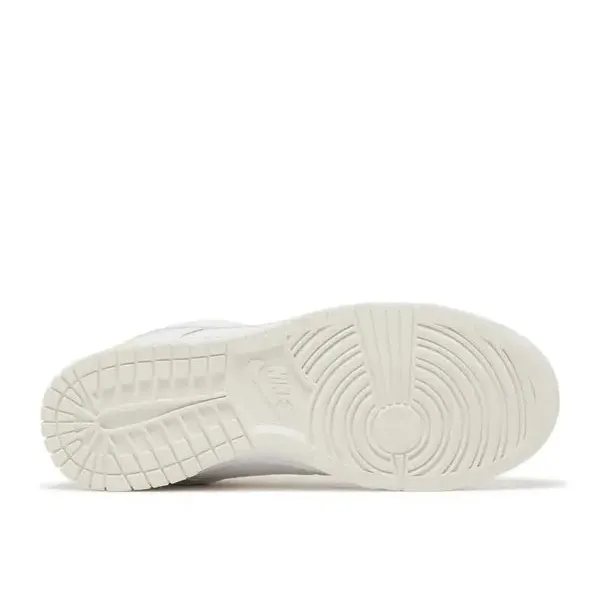 Nike Dunk Low Valentine's Day Yellow Heart, foto 5 van 5
