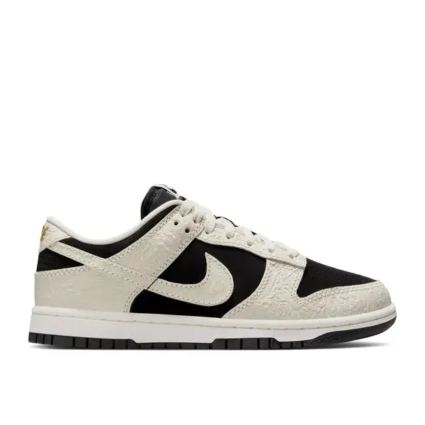 Nike Dunk Low Embossed Black Sail, foto 2 van 2
