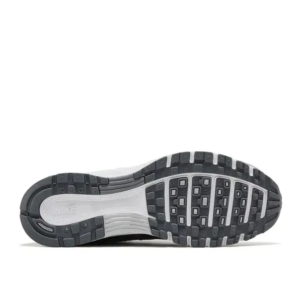 Nike P-6000 Metallic Cool Grey, foto 5 van 5