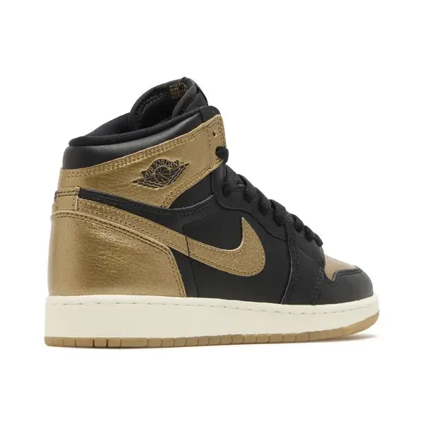 Jordan 1 Retro High OG Black Metallic Gold (GS), foto 3 van 4