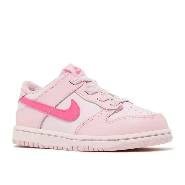 Nike Dunk Low Triple Pink (TD), foto 2 van 4