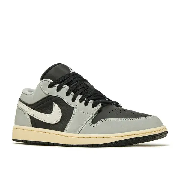 Jordan 1 Low Light Smoke Grey Off Zwart, foto 3 van 5
