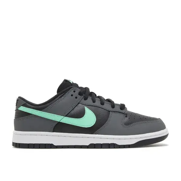 Nike Dunk Low Retro Green Glow, foto 2 van 5